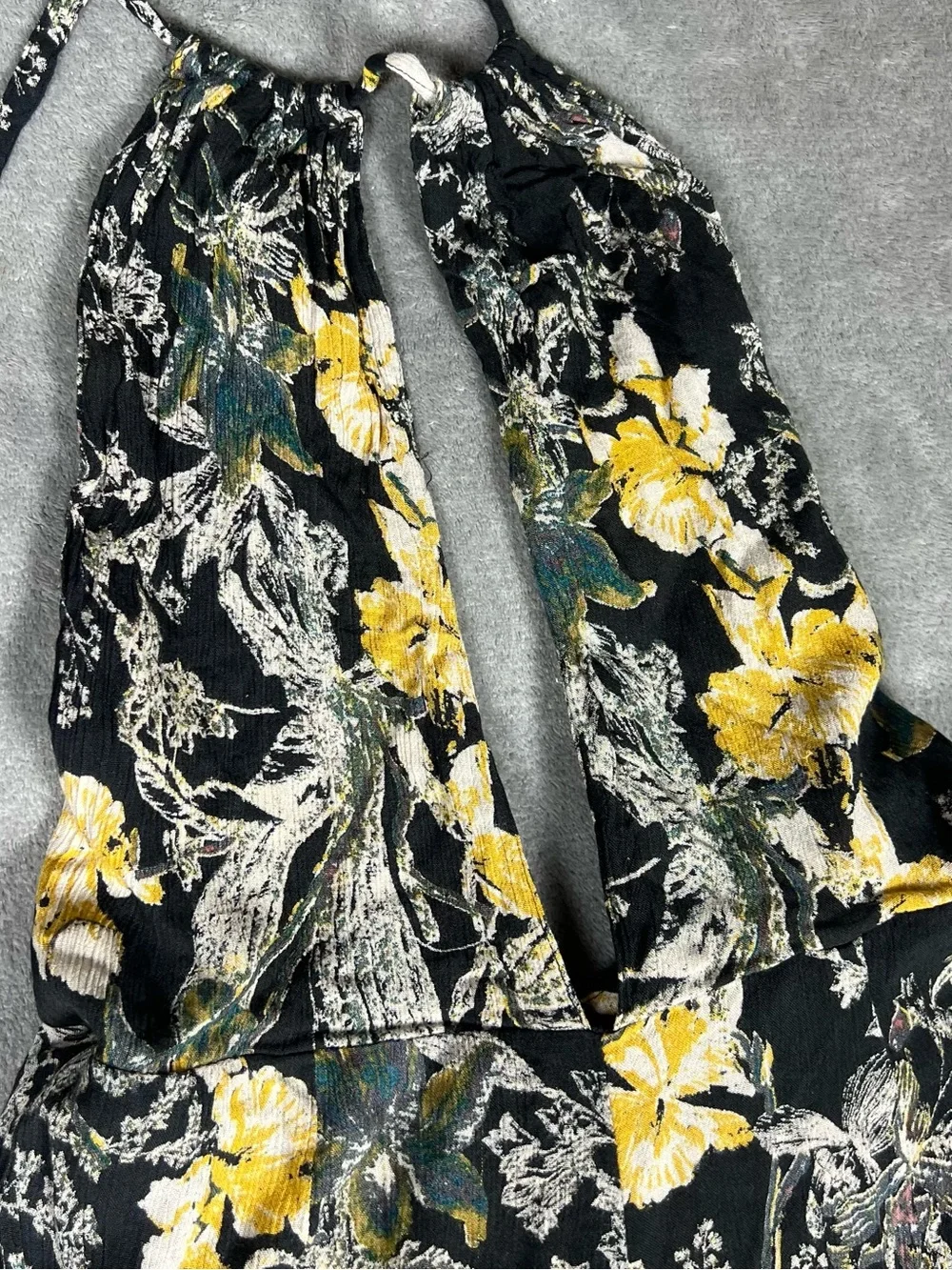 Free People Jumpsuit Womens 6 Twisted Halter Floral Boho Beachy Whimsy One Piece